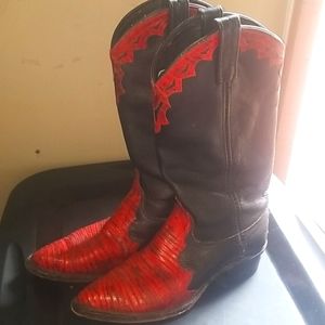 Dan post boots